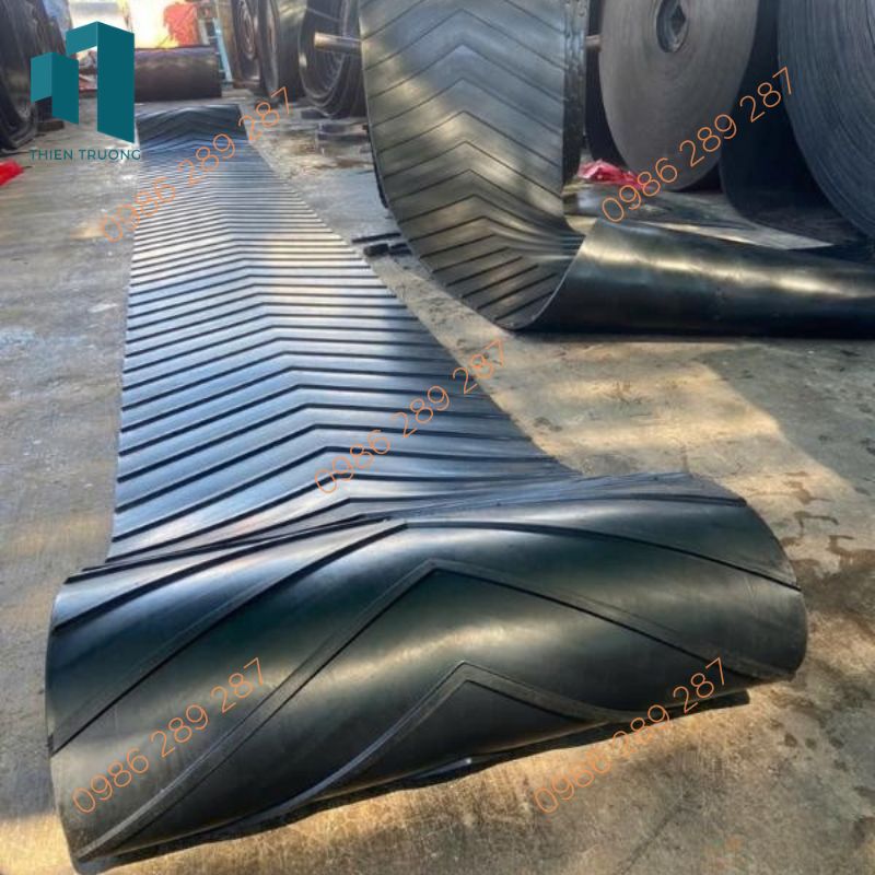 Băng Tải Cao Su Gân V B700